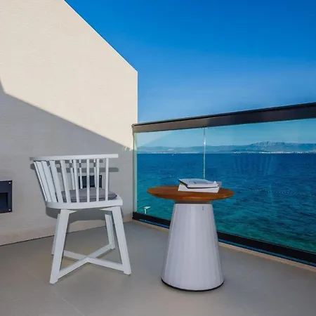 Luxury Beta Prestige With Pool Sutivan
