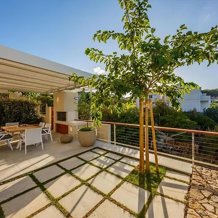 Luxury Beta Prestige With Pool Διαμέρισμα