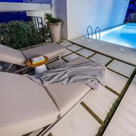 Luxury Beta Prestige With Pool Sutivan